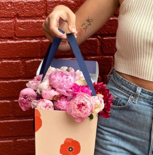 Official UrbanStems Flower & Plant Same Day Delivery » NYC, DC